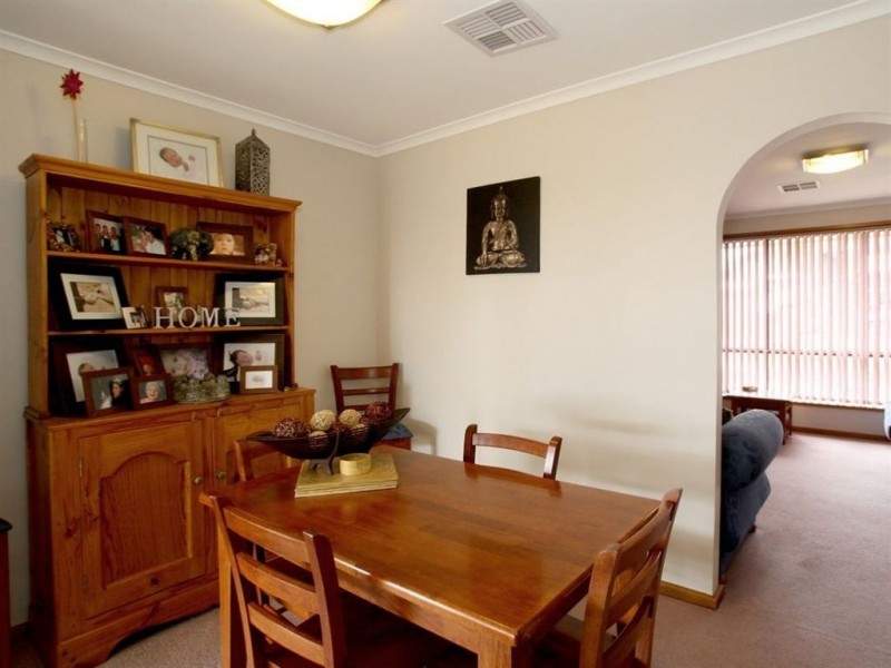 19 Caswell Drive, Hallett Cove SA 5158