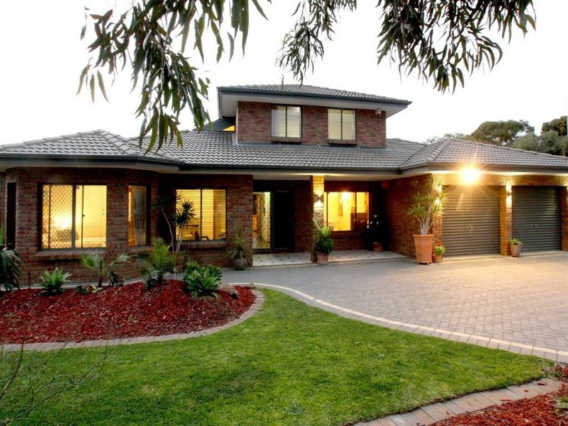 4 Manos Court, Seacliff Park SA 5049