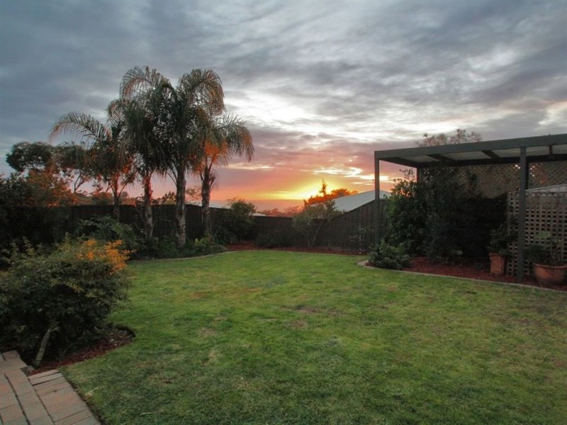 4 Manos Court, Seacliff Park SA 5049