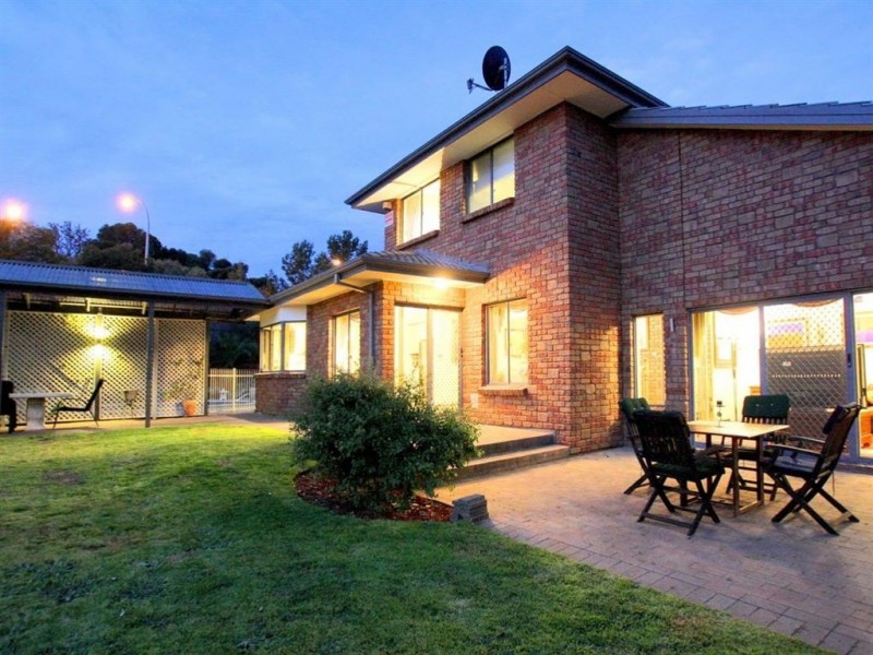 4 Manos Court, Seacliff Park SA 5049