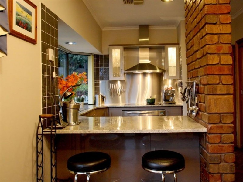 4 Manos Court, Seacliff Park SA 5049