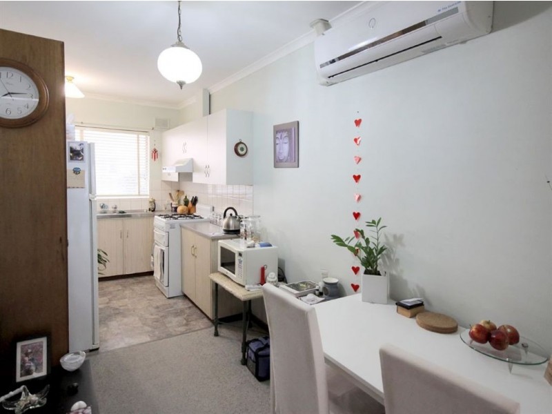 2/19 Caroona Avenue, Hove SA 5048