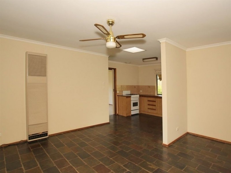 9 Zeevalk Avenue, Hallett Cove SA 5158