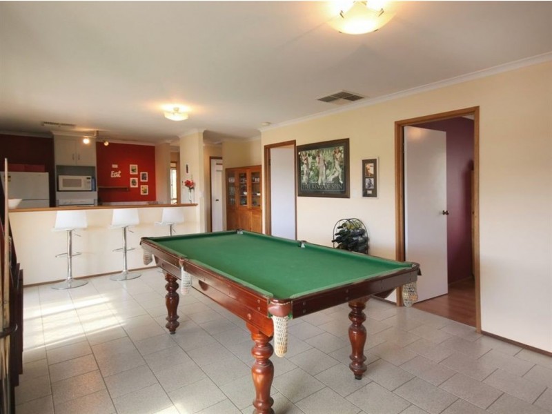 8 Hugh Johnson Boulevard, Sheidow Park SA 5158