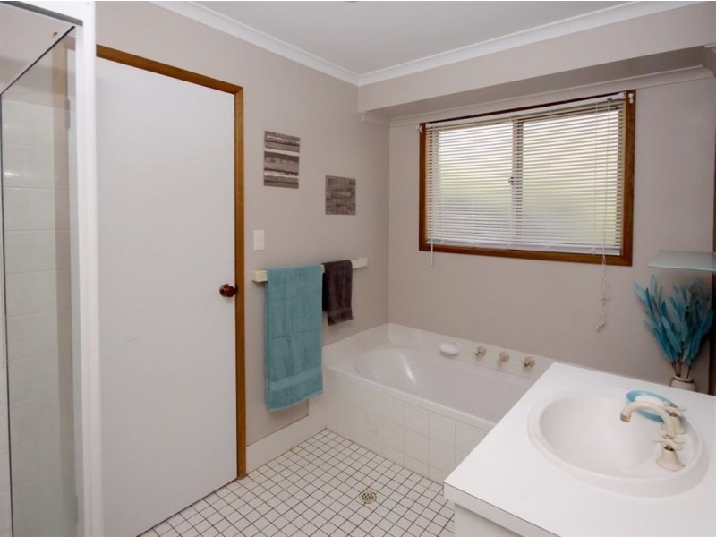 8 Hugh Johnson Boulevard, Sheidow Park SA 5158