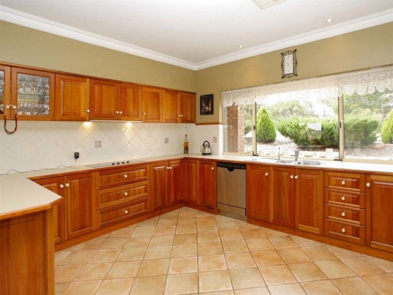 22 Ragamuffin Drive, Hallett Cove SA 5158