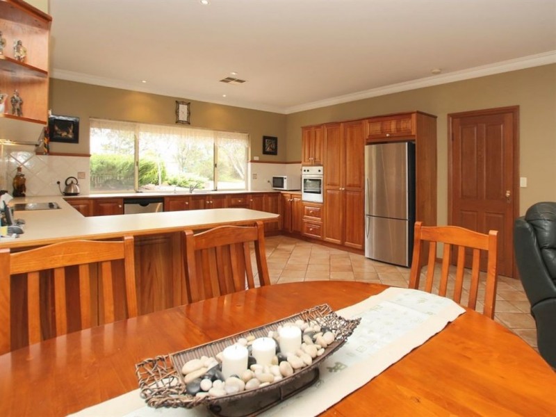 22 Ragamuffin Drive, Hallett Cove SA 5158