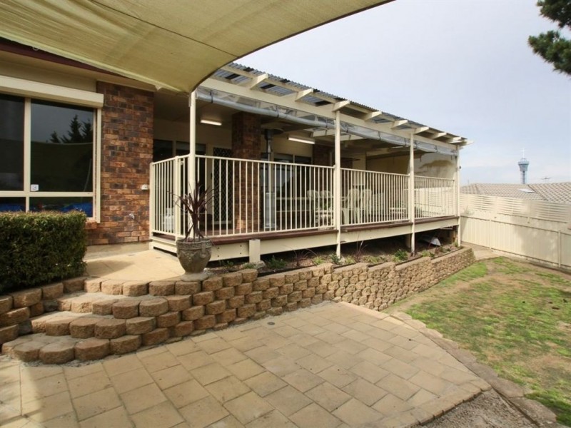 22 Ragamuffin Drive, Hallett Cove SA 5158