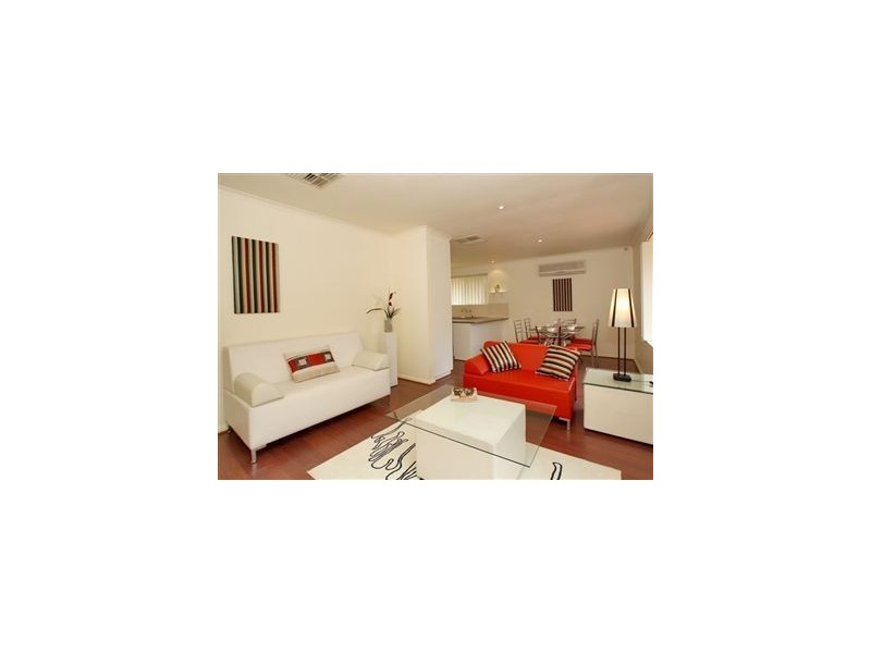 18 Medway, Hallett Cove SA 5158