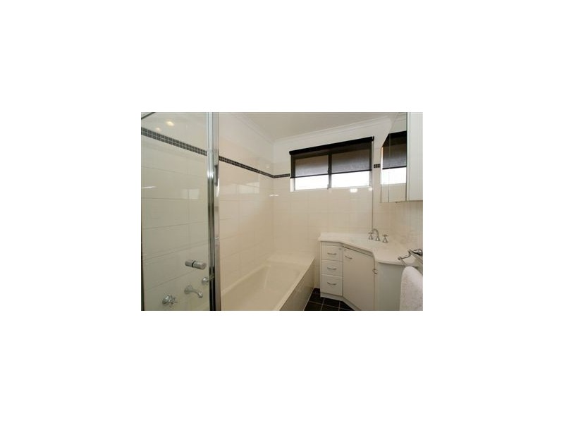 18 Medway, Hallett Cove SA 5158