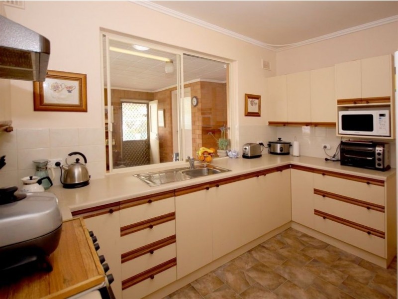 37 Eyre Street, Seaview Downs SA 5049