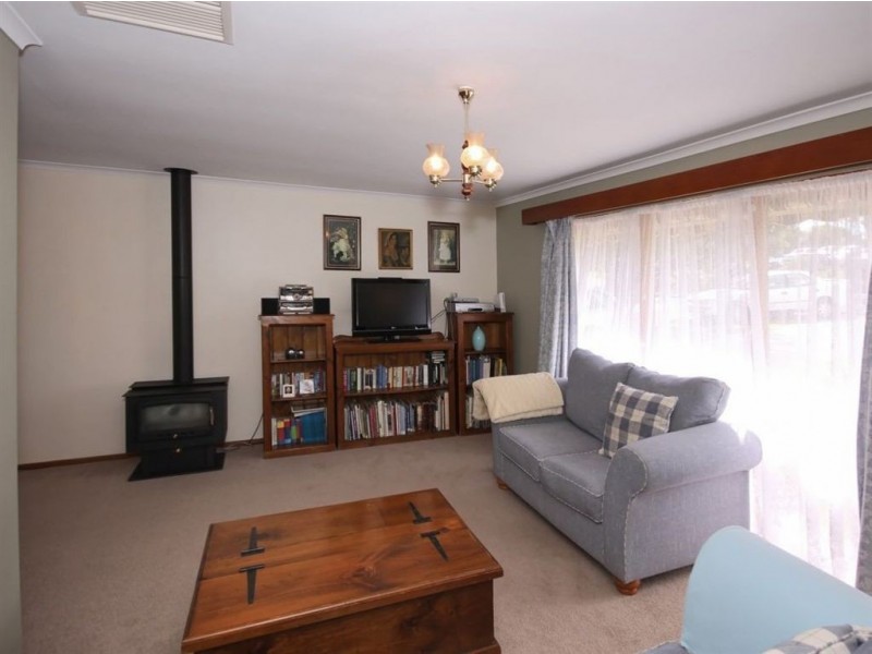 3 Gledsdale Road, Hallett Cove SA 5158