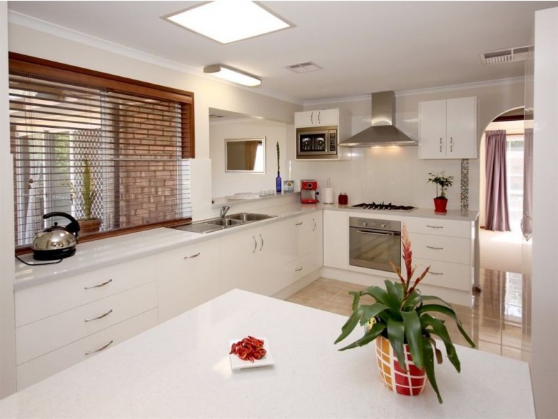 13 Tornado Avenue, Hallett Cove SA 5158