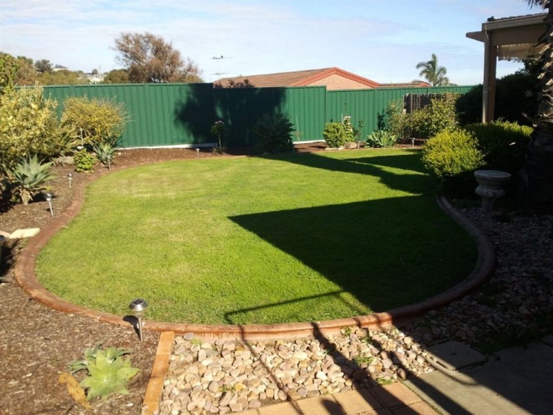 35 Dutchman Drive, Hallett Cove SA 5158