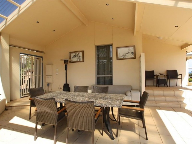 5 Dutchman Drive, Hallett Cove SA 5158
