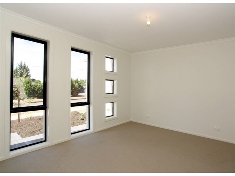 8a Ramsay Avenue, Seacombe Gardens SA 5047