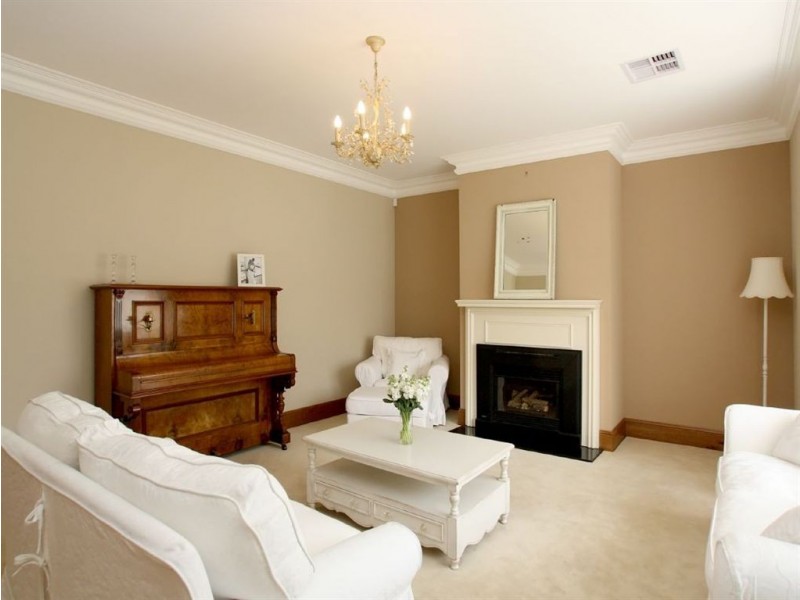 6 Lacebark Court, Flagstaff Hill SA 5159