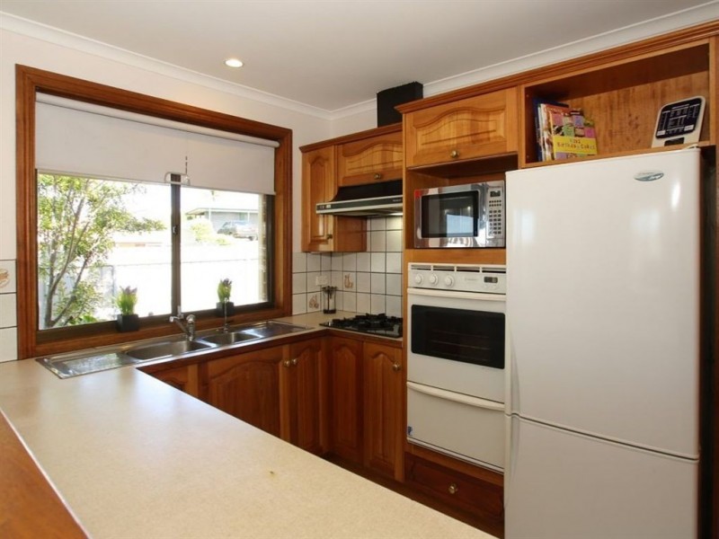 9 Spinnaker Cct, Sheidow Park SA 5158