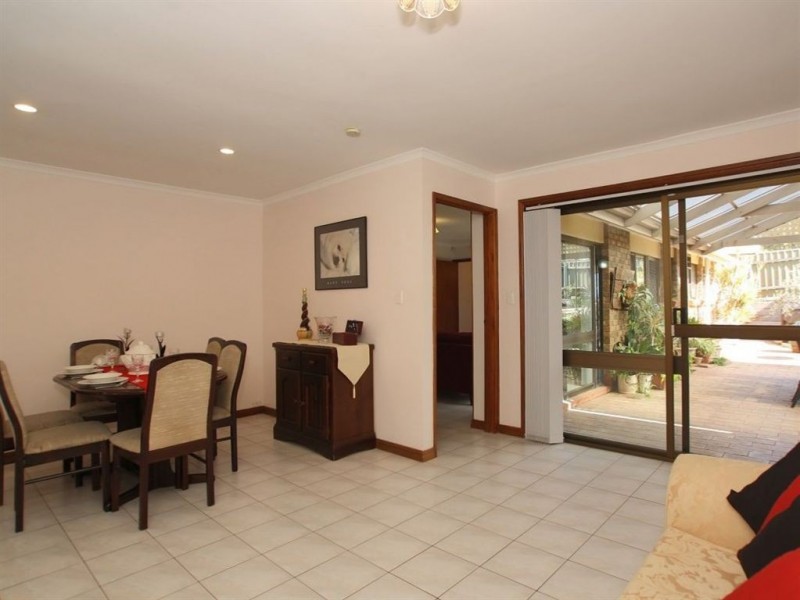9 Spinnaker Cct, Sheidow Park SA 5158