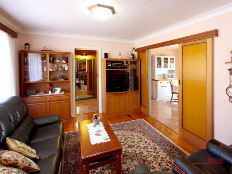 15 Madeline Crescent, Hallett Cove SA 5158