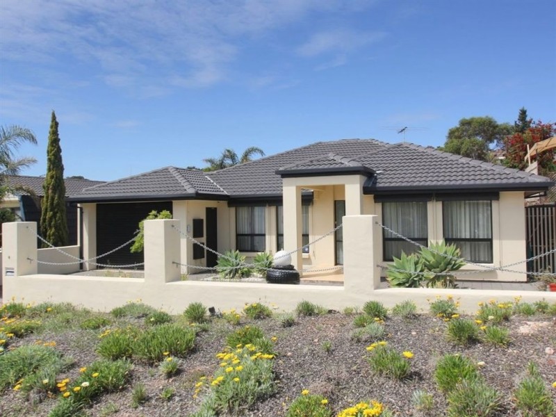 8 Pennayoona Street, Hallett Cove SA 5158
