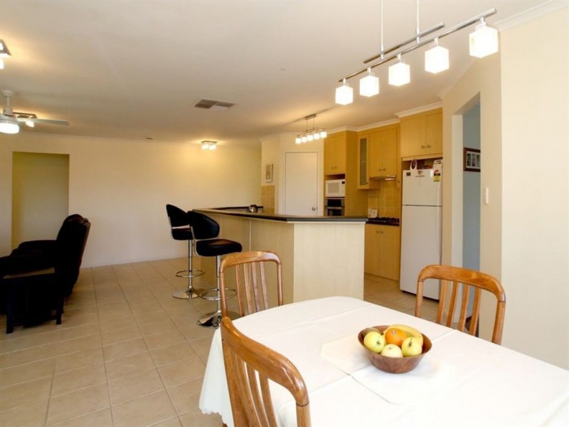 8 Pennayoona Street, Hallett Cove SA 5158