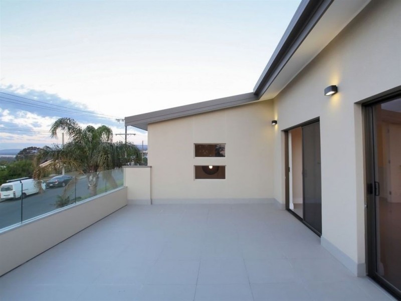 1 Grand view Drive, Seacombe Heights SA 5047