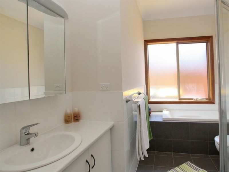 7 Glamis Avenue, Seacombe Gardens SA 5047