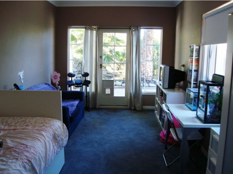 31 Angas crescent, Marino SA 5049