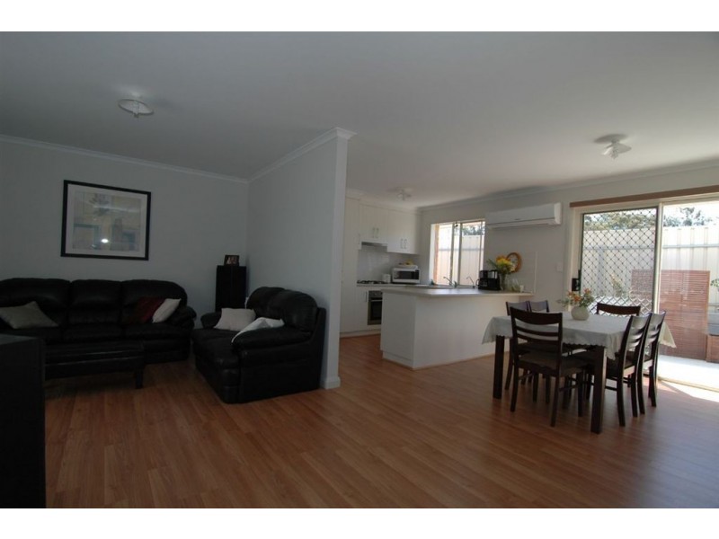 19 Lucy Court, Trott Park SA 5158