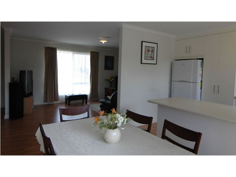 19 Lucy Court, Trott Park SA 5158