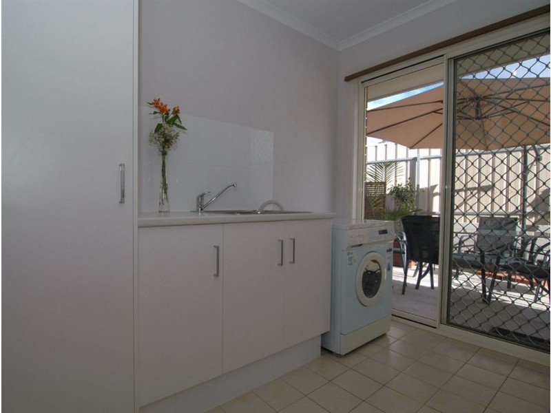 19 Lucy Court, Trott Park SA 5158