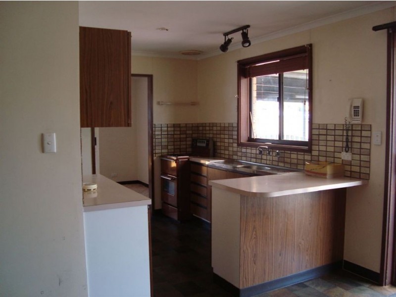 17 Graham Road, Darlington SA 5047