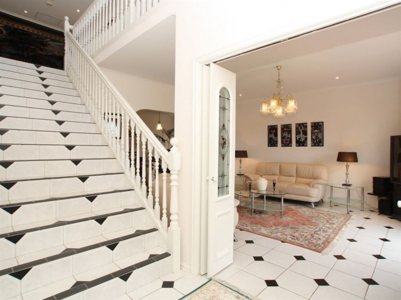 6 Gamma Crescent, Panorama SA 5041