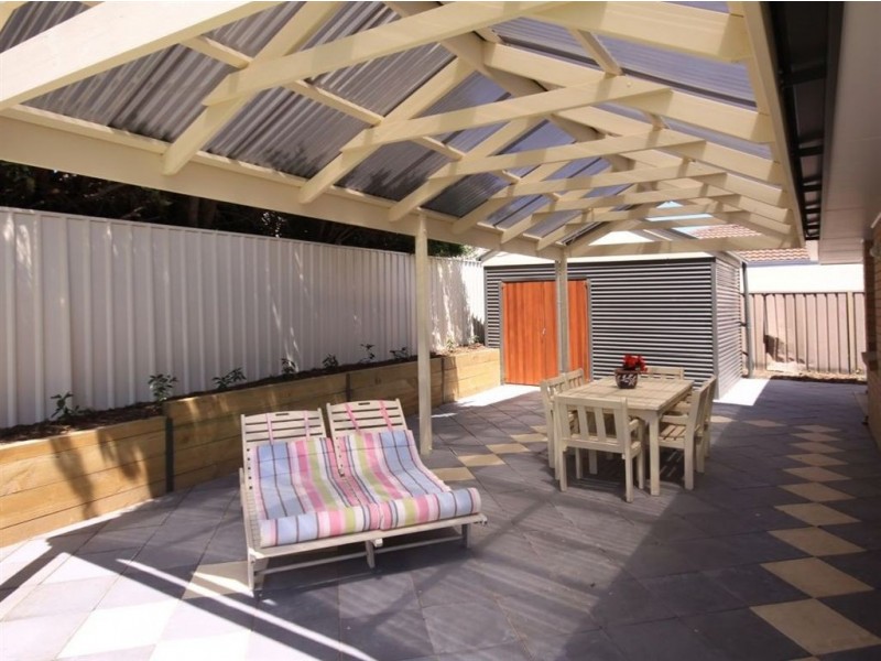 6 Moor Crescent, Hallett Cove SA 5158