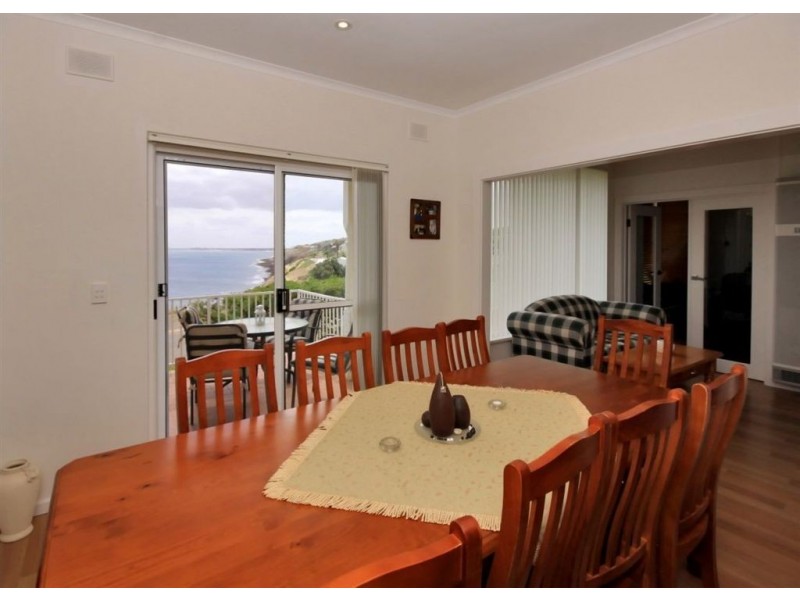 1 Clifftop Crescent, Hallett Cove SA 5158