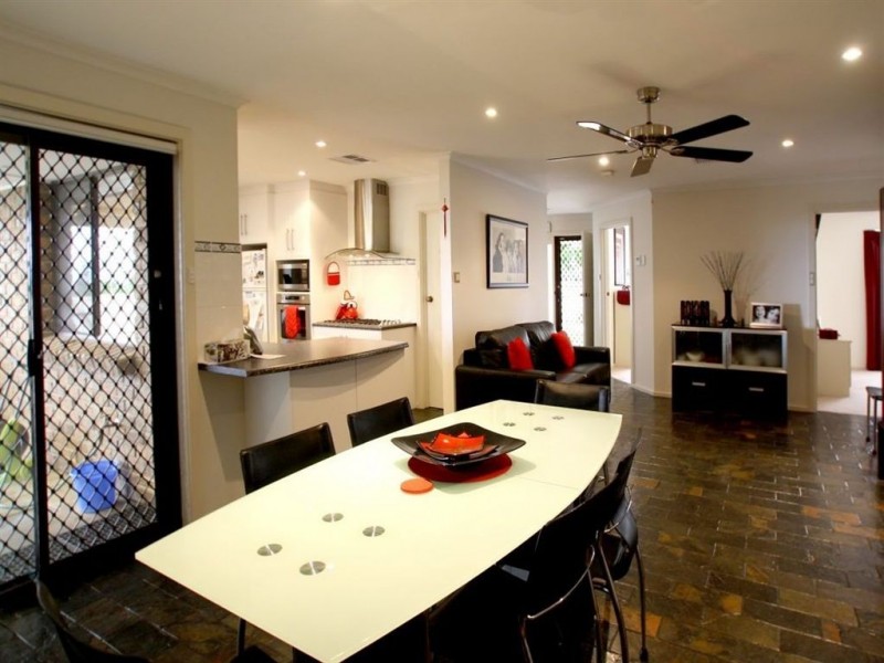 1 Rubin Street, Hallett Cove SA 5158