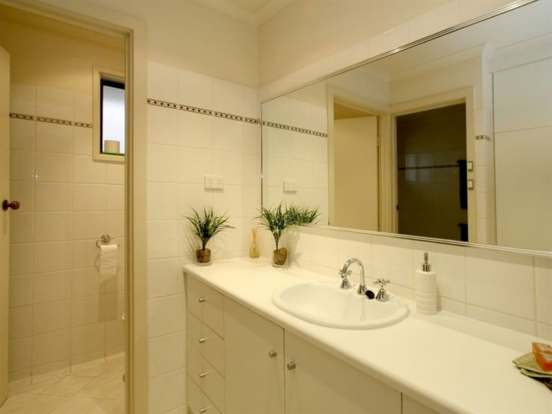 1 Rubin Street, Hallett Cove SA 5158