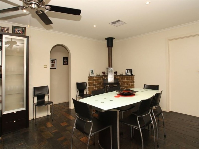 1 Rubin Street, Hallett Cove SA 5158