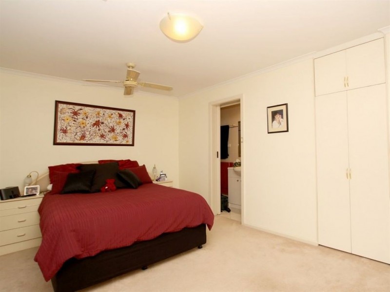 1 Rubin Street, Hallett Cove SA 5158