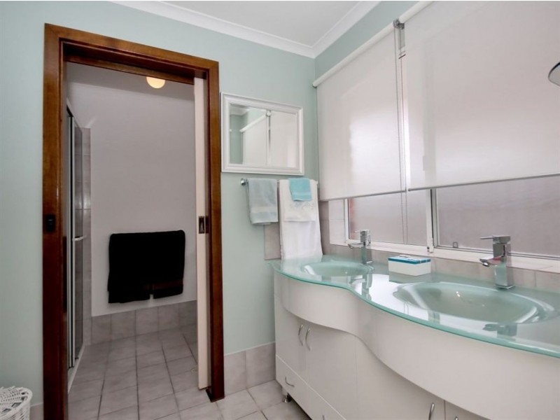 53 Quailo Avenue, Hallett Cove SA 5158