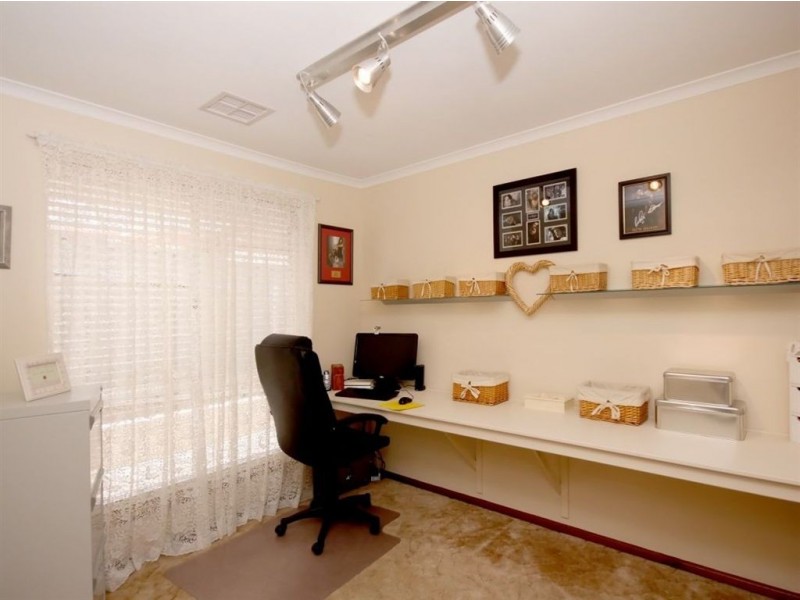 53 Quailo Avenue, Hallett Cove SA 5158