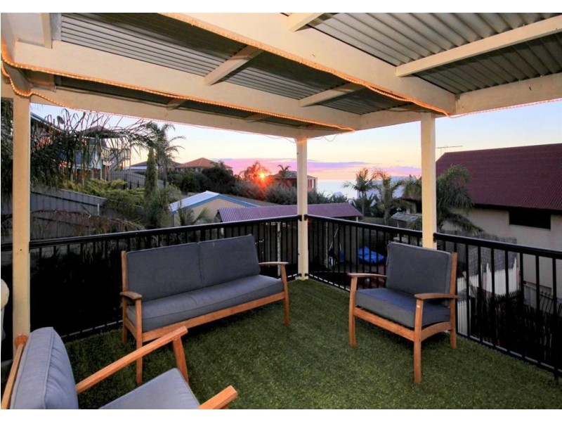 1 Gull Street, Hallett Cove SA 5158