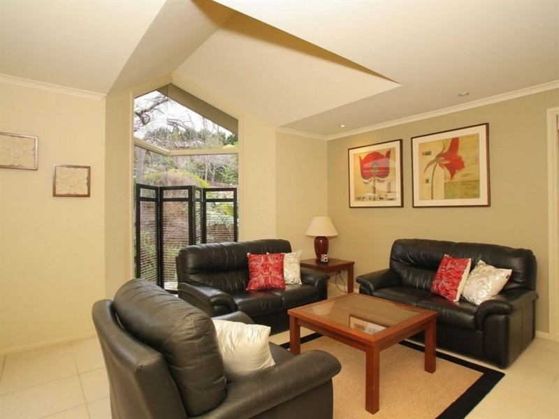 21 Skylark Close, Flagstaff Hill SA 5159