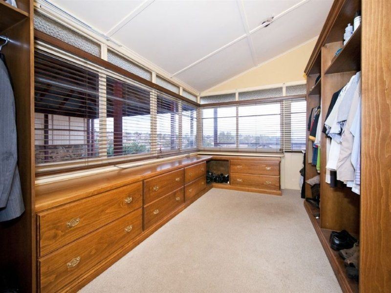 49 Vennachar Drive, Hallett Cove SA 5158