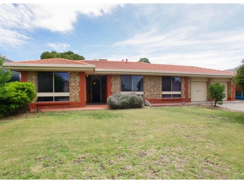 30 Lepena Crescent, Hallett Cove SA 5158