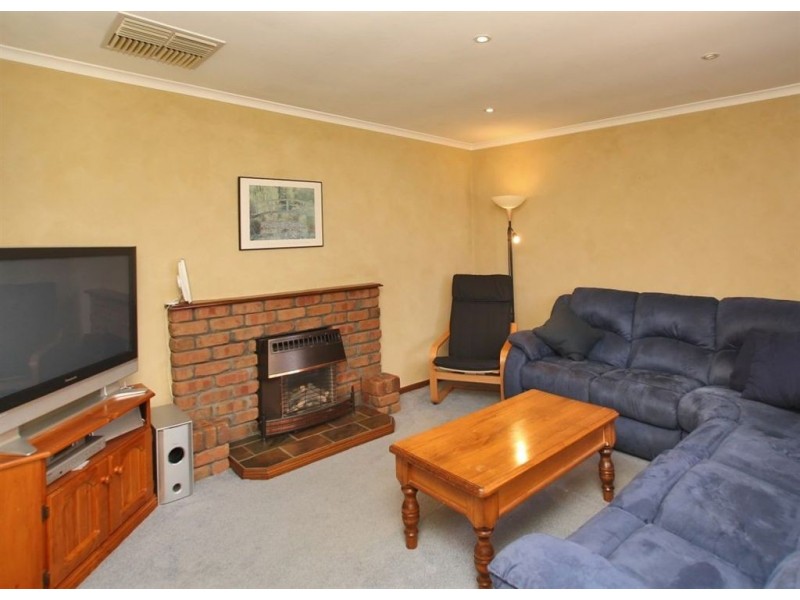 30 Lepena Crescent, Hallett Cove SA 5158