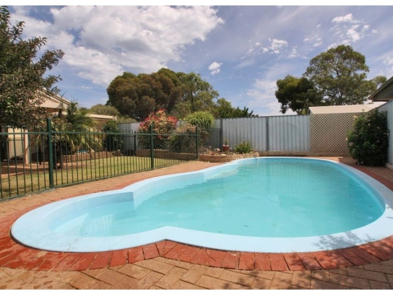 30 Lepena Crescent, Hallett Cove SA 5158