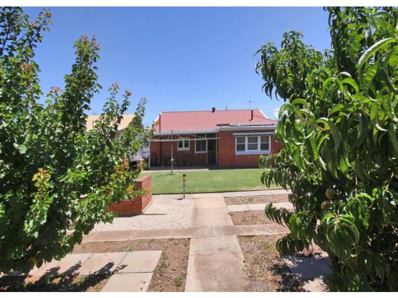 3 Coulter Avenue, Black Forest SA 5035