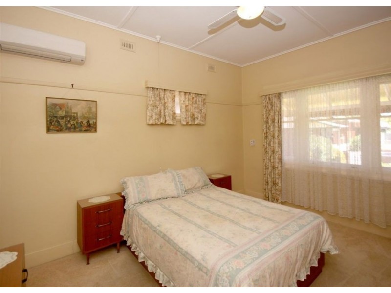 3 Coulter Avenue, Black Forest SA 5035